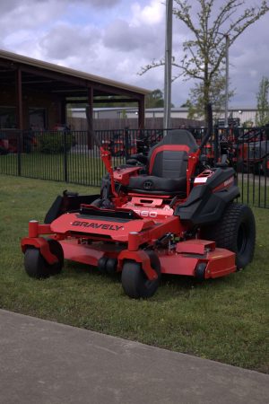 Gravely Pro-Turn® 560 Kawasaki® Zero-Turn Mower 992534