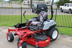 eXmark 60" Radius E-Series Zero Turn Mower RDE730GKA60200