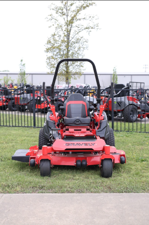 Gravely Pro-Turn® 560 Kawasaki® EFI Zero-Turn Mower 992516